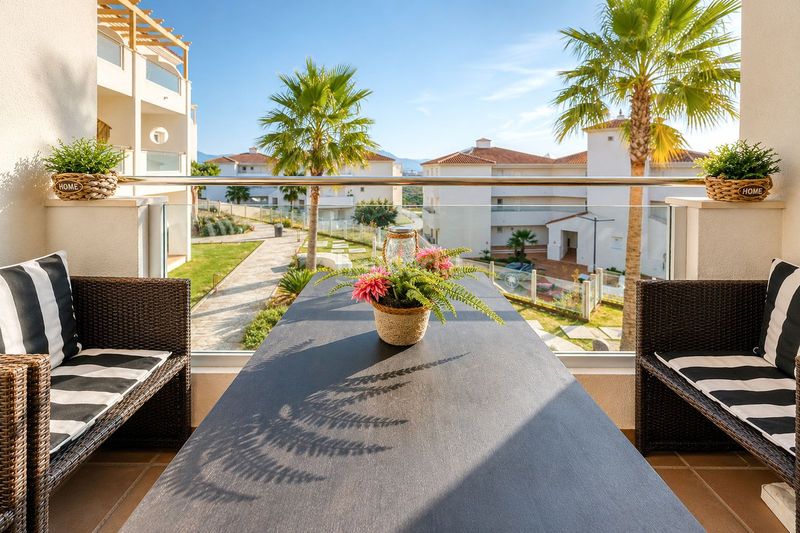 Foto 67b58892-b350-41d7-aa6d-b2392b35d587. Apartament amb aparcament piscina a Chullera Manilva