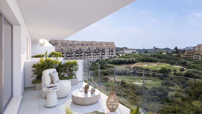 Foto 580ce623-9f4a-4797-b94b-7e524591258b. Apartament amb aparcament piscina a La Duquesa Manilva