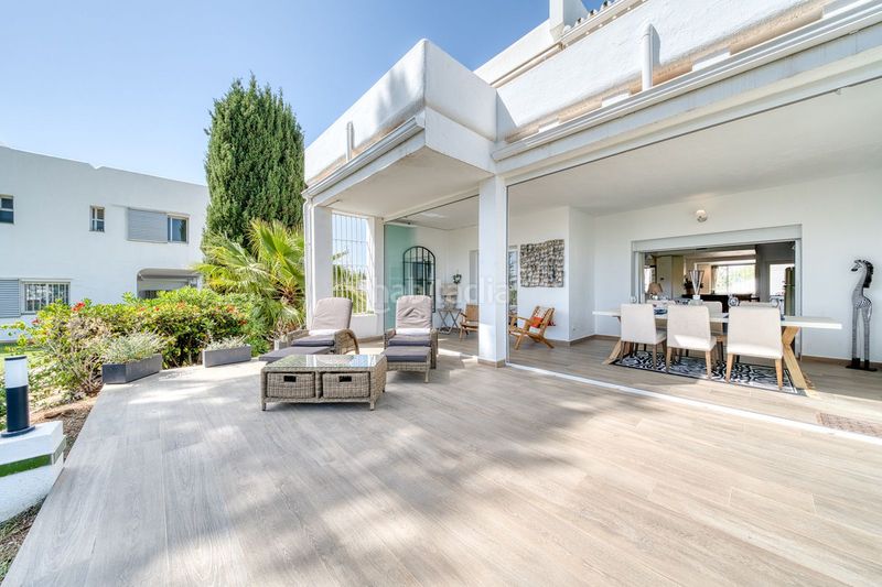 Foto 1f245c4e-7485-4fbf-8c94-bb78aca71614. Planta baixa amb piscina a Aloha Marbella