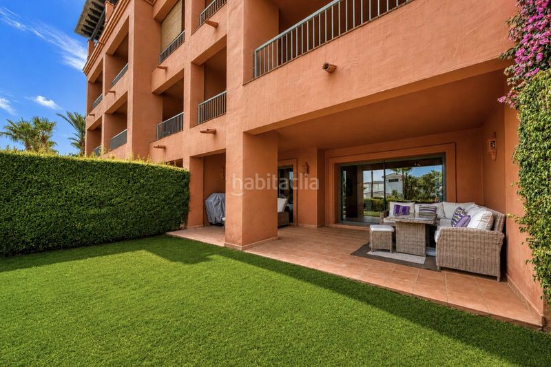 Foto ead8da69-60f1-4e1b-9f4b-45d331dfdff8. Planta baixa amb aparcament piscina a Los Flamingos Benahavís