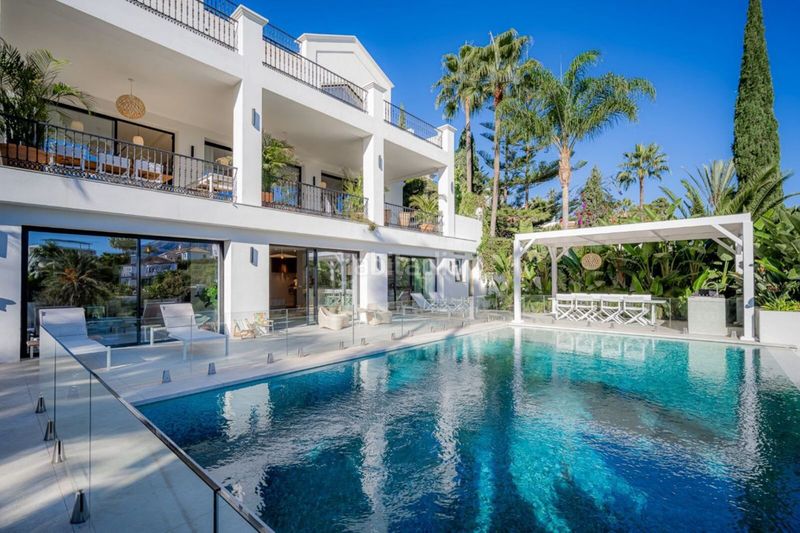 Foto e135c68a-1efe-46b4-a585-f9662bfbd6c2. Xalet amb aparcament piscina a La Quinta Benahavís