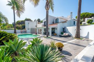 Xalet a Bahía de Casares