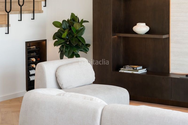 Foto f6b7cf74-1802-4044-9382-ee893642a7fc. Dúplex en Los Naranjos Marbella