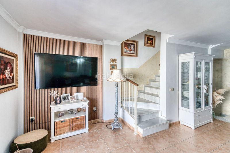 Foto ee8da5a3-a7d9-402e-8258-0c9658123b48. Casa adossada amb aparcament a Coín