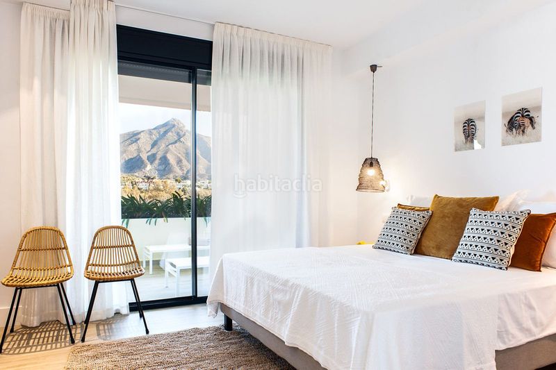 Foto 3f3a37ad-66d4-4d70-b460-b38b97ff0dc5. Àtic amb aparcament piscina a Las Brisas Marbella