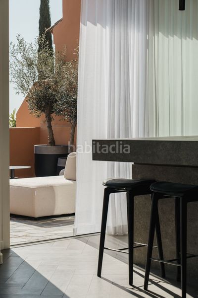 Foto c855056b-bec3-4efd-8f53-2bed1f7a3028. Dúplex en Los Naranjos Marbella