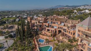 Zweistöckige Wohnung in Los Naranjos