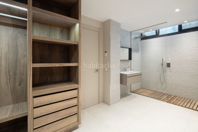 Foto b4932e6d-def4-4900-a751-f1d704872506. Xalet amb aparcament piscina a Las Brisas Marbella