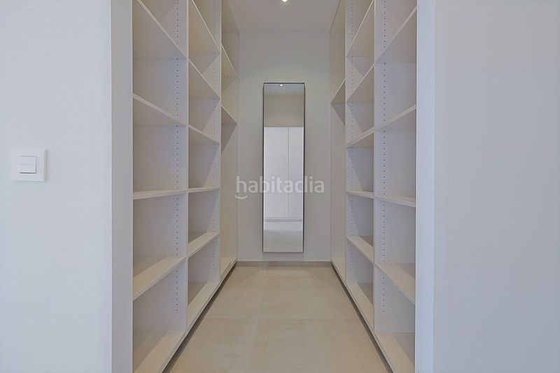 Foto 5cf01c0e-12cd-4df3-aaa1-fd986251ccfe. Xalet amb aparcament piscina a La Alquería Benahavís