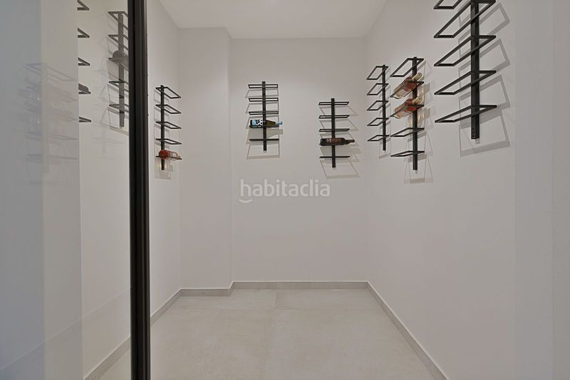 Foto 7fdacbcb-c6be-46df-88ec-18ca981dba84. Xalet amb aparcament piscina a La Alquería Benahavís