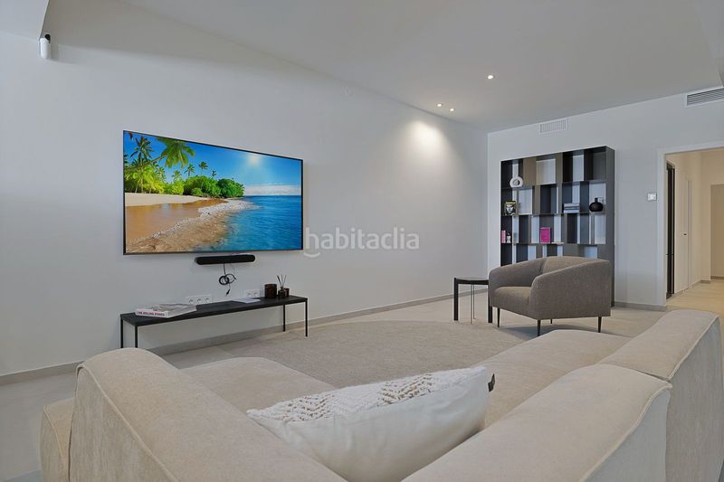 Foto 95e37e98-4435-4d82-b43f-a7f8e0f5730e. Xalet amb aparcament piscina a La Alquería Benahavís