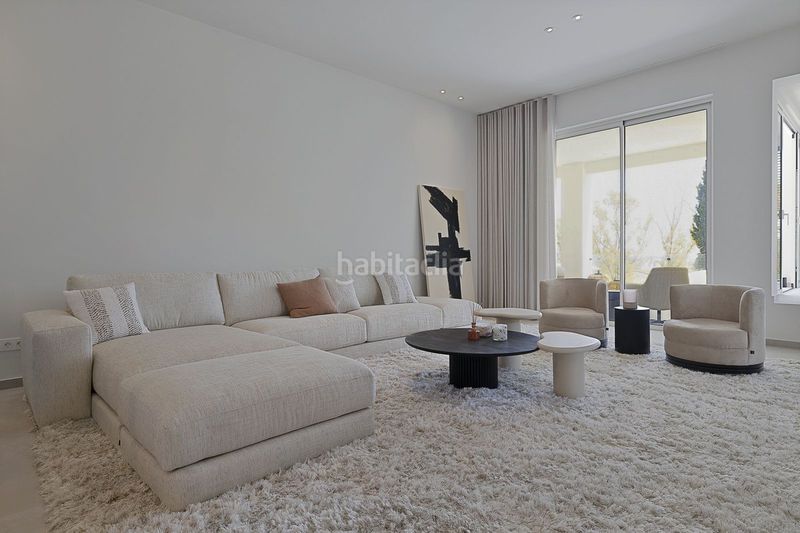 Foto cb53da7f-fb24-4224-9f83-f0bf957702d5. Xalet amb aparcament piscina a La Alquería Benahavís