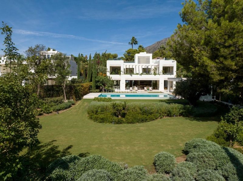 Foto 266adc49-c8de-4389-980b-b7788c3dcfd8. Chalet en La Carolina - Guadalpín Marbella