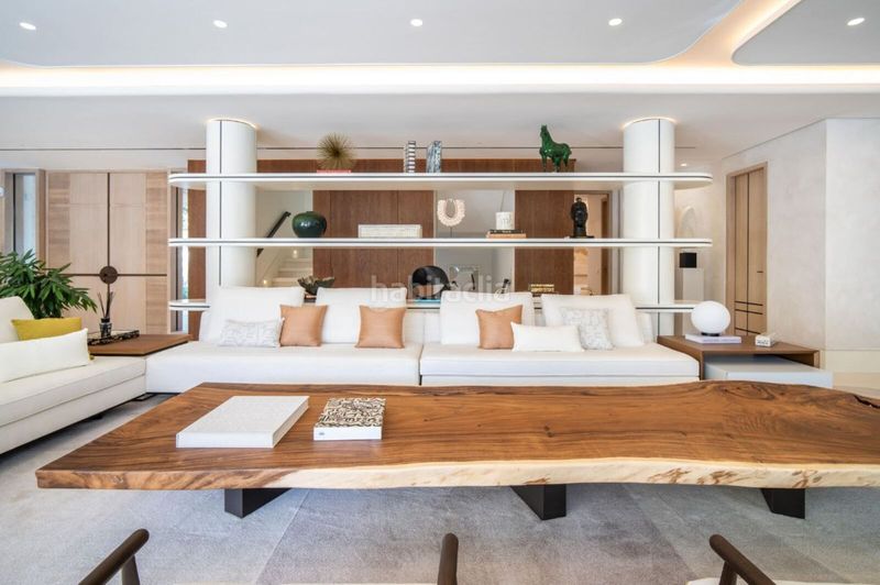 Foto f7c9cc82-689a-4b78-ba58-c94b1488e0bc. Chalet en La Carolina - Guadalpín Marbella
