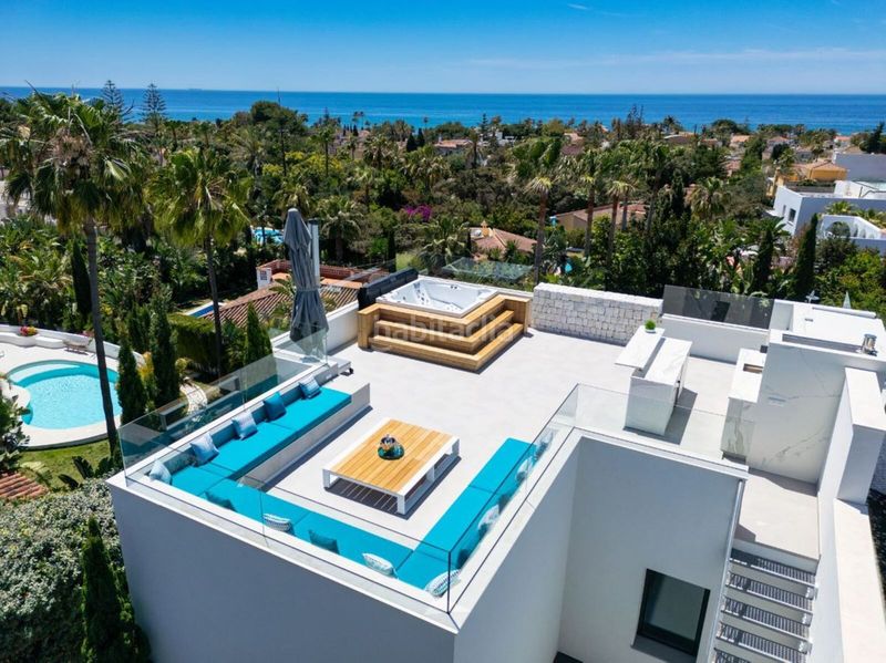 Foto 591f72cc-2edc-4e47-bca8-985c2e69fe50. Xalet amb aparcament piscina a Bello Horizonte - Lindasol Marbella