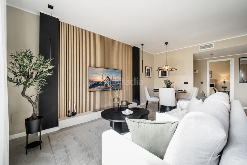 Foto 2d54eab5-5cde-462a-82e9-3045fdcf5220. Appartement avec piscine dans Nueva Andalucía centro Marbella