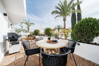 Piccolo appartamento in Nueva Andalucía centro