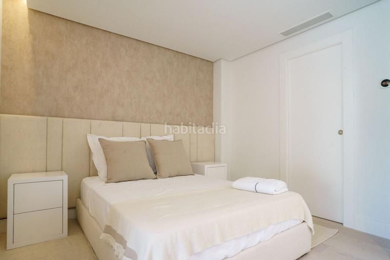 Foto 6c4fa166-22c0-489f-bc7b-a147842aabc7. Chalet with parking pool in Las Brisas Marbella