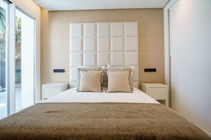 Foto bf97f20d-2582-4dc6-aa09-530861db5255. Chalet with parking pool in Las Brisas Marbella