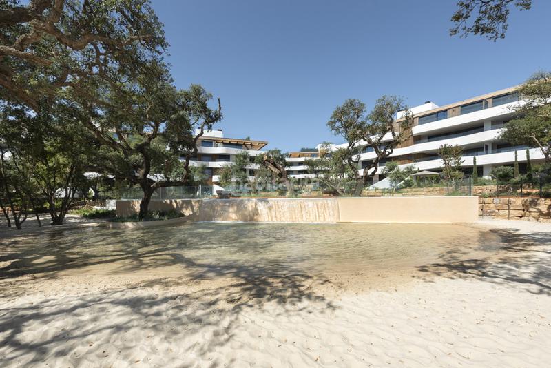 Foto 02b8eb7c-cd2b-44e8-8add-0a18011582a4. Appartement avec parking piscine dans Sotogrande alto Sotogrande