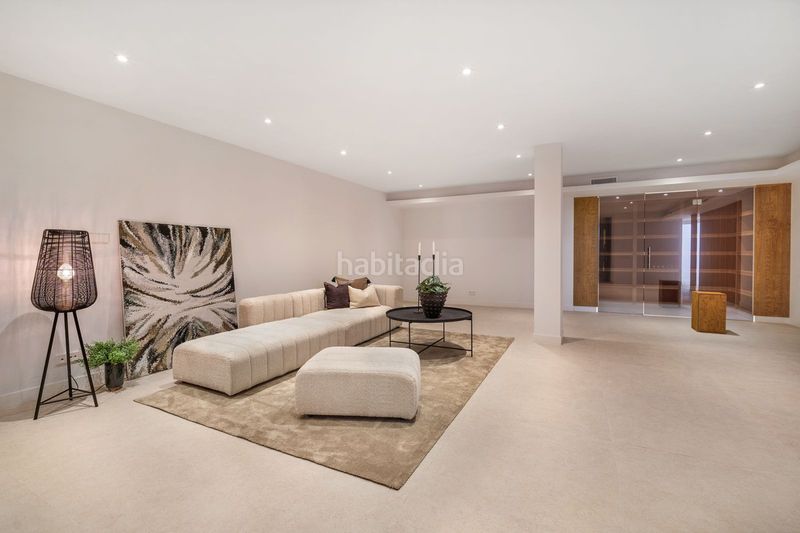 Foto 25f66a23-149a-4ab2-9b46-d3cff6d39a60. Chalet en Río Real Marbella