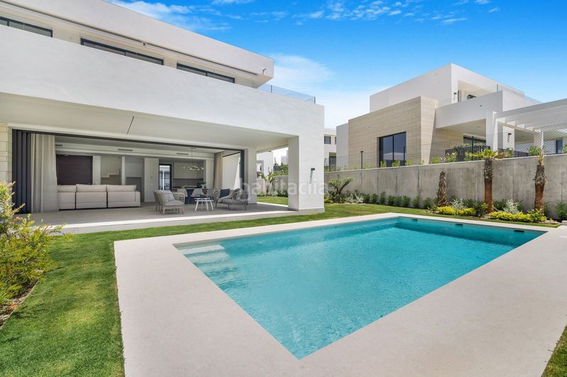 Foto 5670660e-b0a6-4b93-9e9a-99f25369fed9. Chalet en Río Real Marbella