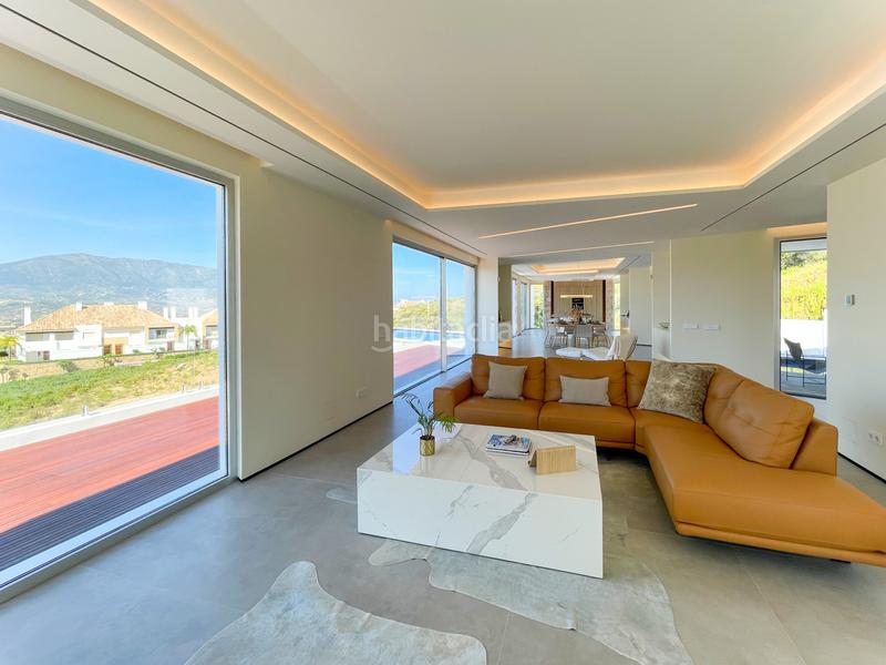 Foto e03f9729-1023-479f-bad1-a84af1d033a4. Chalet en La Cala Golf - Lagar Martell Mijas