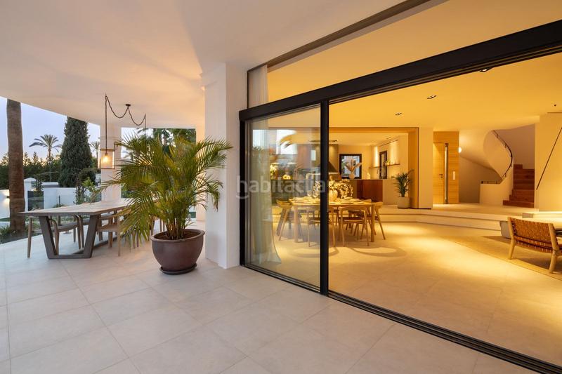 Foto 382c74fc-78e8-4a47-9c9c-f6e7f5c1e140. Chalet mit parking pool in Los Naranjos Marbella