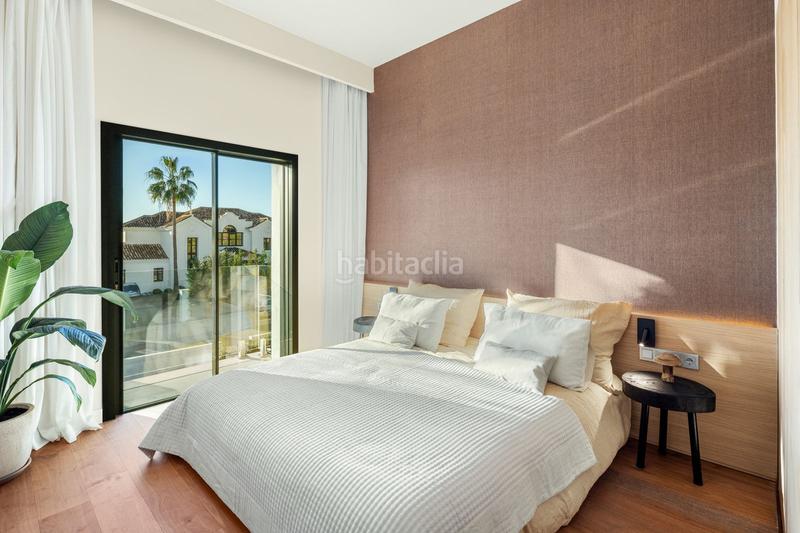 Foto df72fe30-eac5-42d2-865d-db197b7355db. Chalet en Los Naranjos Marbella