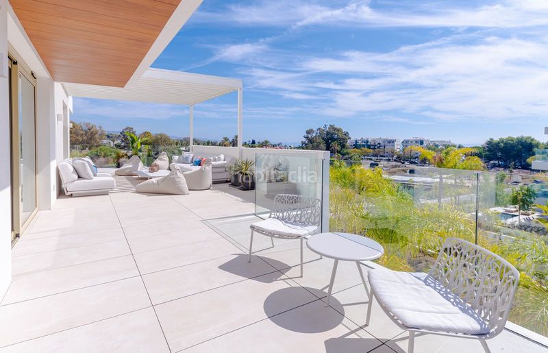 Foto 46915470-81cf-4d71-a037-f0e89e53c3d8. Ático en Las Lomas de Río Verde Marbella