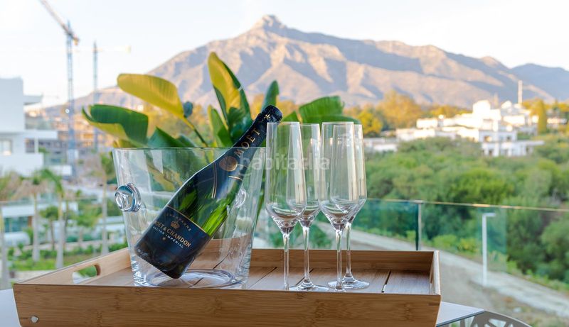 Foto c4a83640-5a61-48d1-a899-cf6d4439e8d9. Ático en Las Lomas de Río Verde Marbella