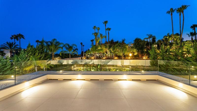 Foto db443e9f-383a-45da-a302-31c357729e1d. Chalet en Puerto Banús Marbella