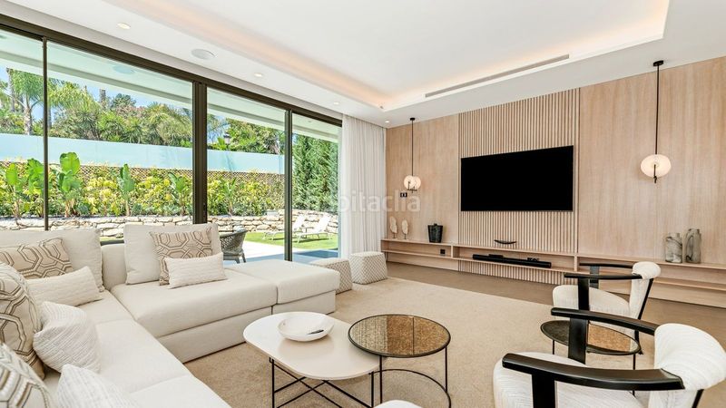 Foto e993797c-62e8-491c-95a1-c3f8c11ffd3a. Chalet en Puerto Banús Marbella