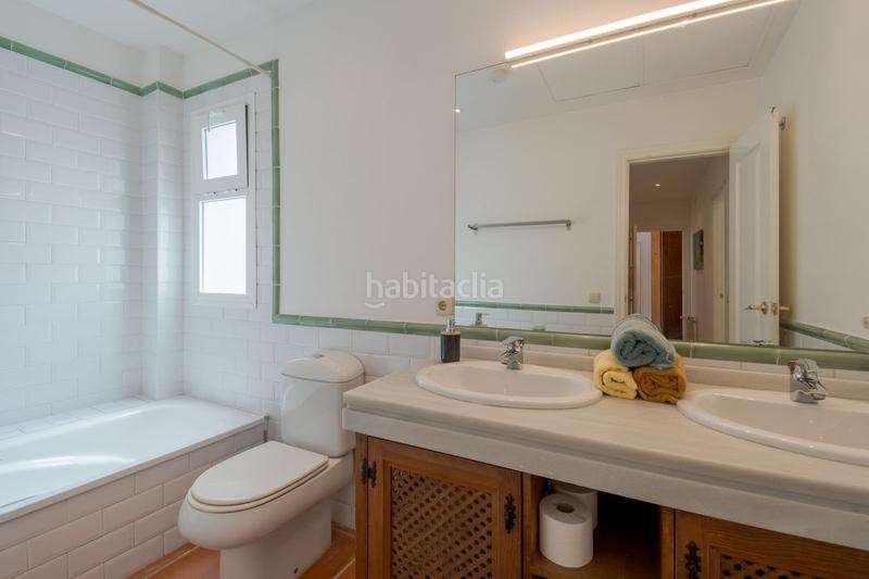 Foto f82f4eeb-63c8-4716-aa59-c6e3f3994c95. Chalet en Sotogrande alto Sotogrande