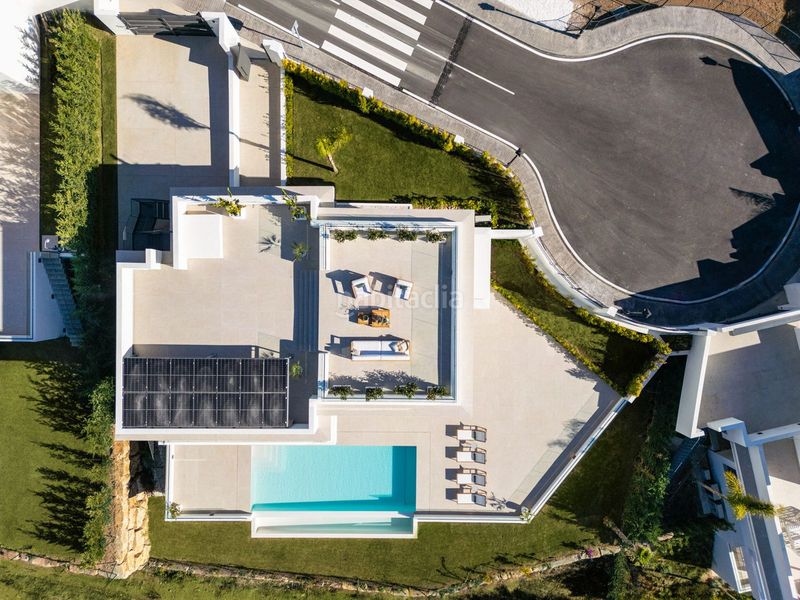 Foto af636df4-4262-4139-a0b0-114376259794. Xalet amb aparcament piscina a La Concha - Resina Golf Estepona