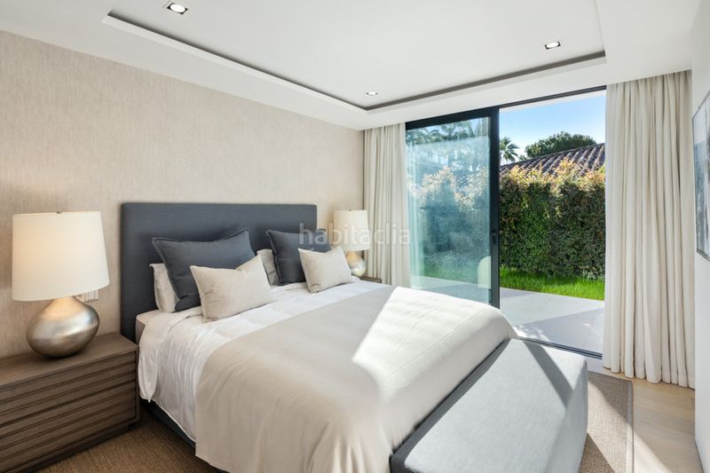 Foto a5b03617-da8b-4558-9099-5bf48abbbae1. Xalet amb aparcament piscina a Las Brisas Marbella