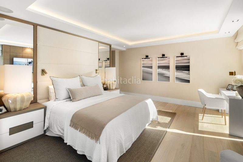 Foto e0532cb6-2ae2-47f8-9cea-daf464e16664. Xalet amb aparcament piscina a Las Brisas Marbella