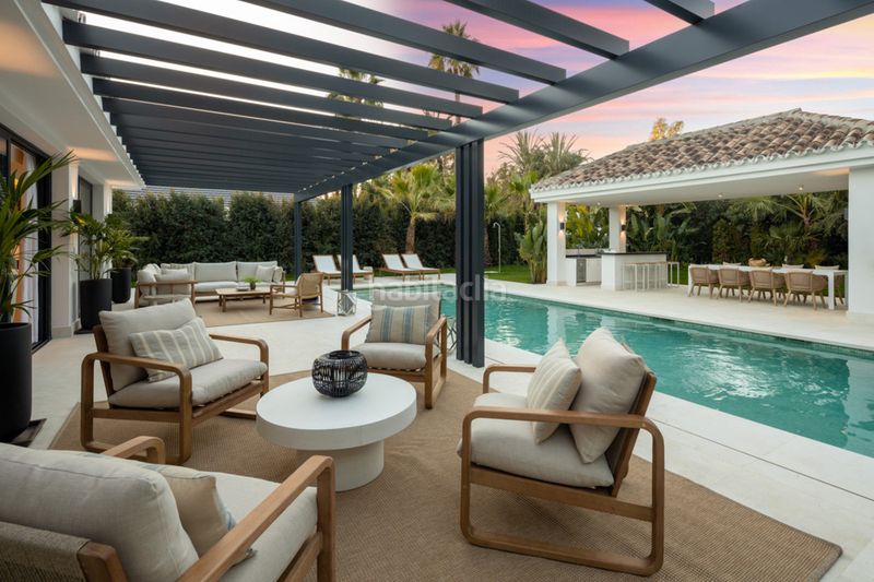 Foto e2ea2557-b3a8-4c01-9a0a-09f5cf689576. Xalet amb aparcament piscina a Las Brisas Marbella