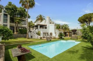 Chalet in Aloha