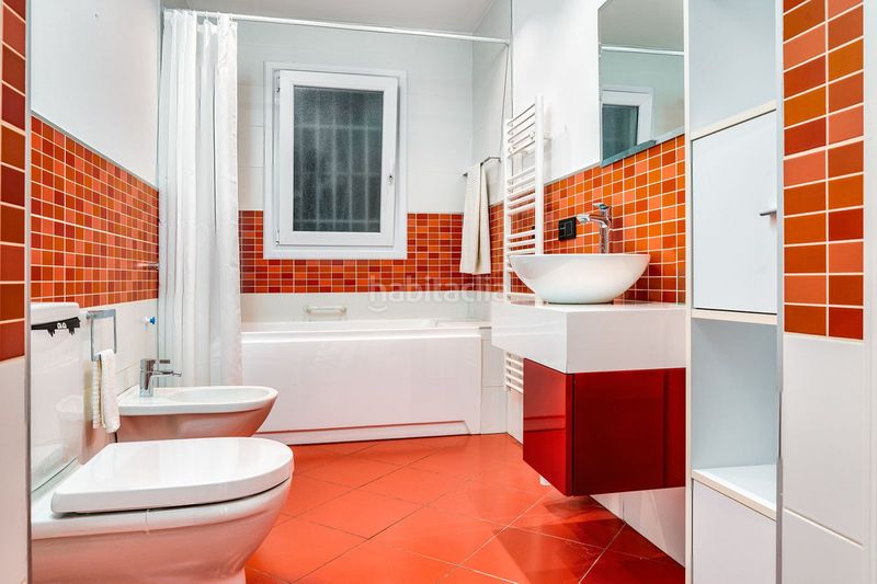 Foto 5b642659-3e92-4555-958f-0114fe8fb4d9. Xalet amb aparcament piscina a Las Brisas Marbella