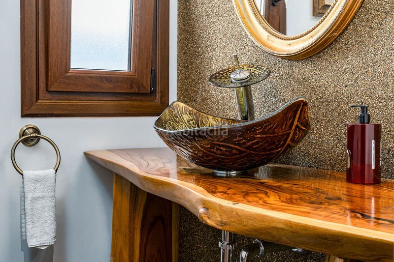 Foto 70b9c4e7-6592-4b0b-ac93-88712ad05aaa. Xalet amb aparcament piscina a Las Brisas Marbella