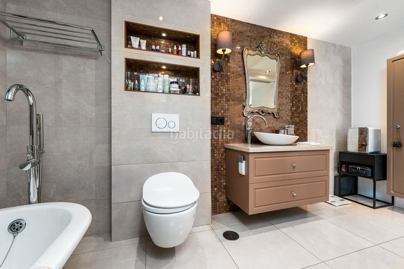 Foto 7f1338fe-9c3a-42de-b779-959226df54f6. Xalet amb aparcament piscina a Las Brisas Marbella