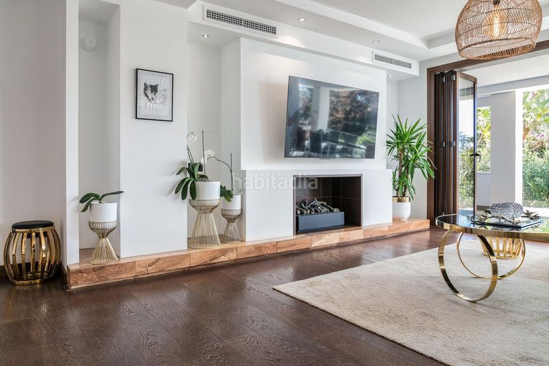 Foto b6027aff-e208-413f-8eac-92ce56f2191f. Xalet amb aparcament piscina a Las Brisas Marbella