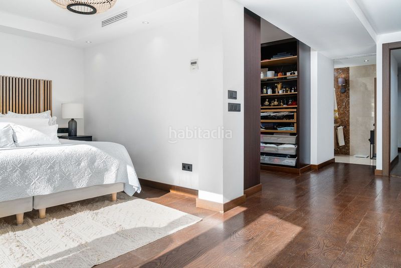 Foto cbdfbdcd-9330-40c9-b71c-da50c61798af. Xalet amb aparcament piscina a Las Brisas Marbella