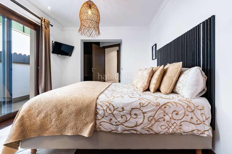 Foto cef0c552-0221-4189-9207-cec751294cb6. Xalet amb aparcament piscina a Las Brisas Marbella