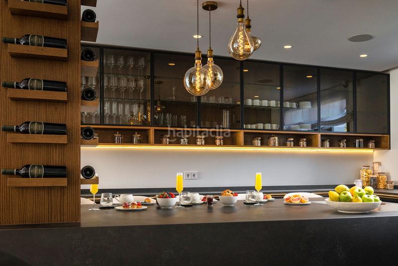 Foto f9253a4f-0bfc-4f4d-b275-349a289cb2c3. Chalet mit parking in Nueva Andalucía centro Marbella