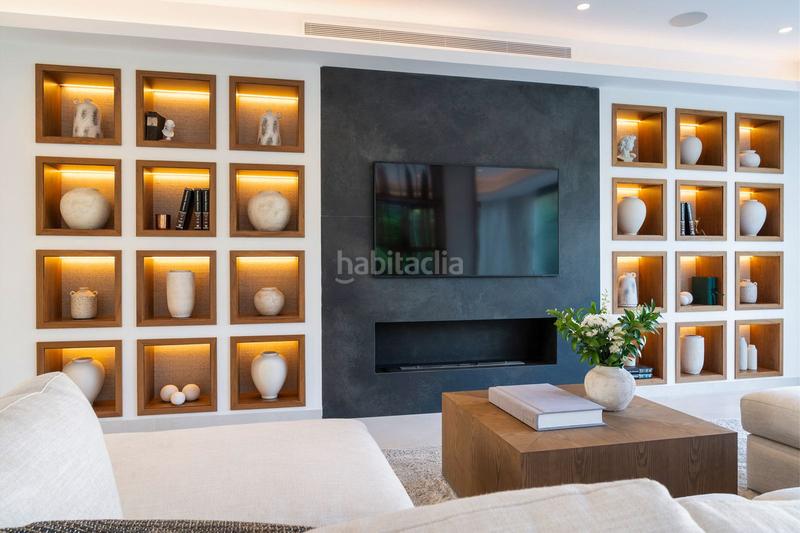 Foto 6de06c9a-456e-4411-b673-31a4401a83e4. Chalet with parking in Nueva Andalucía centro Marbella