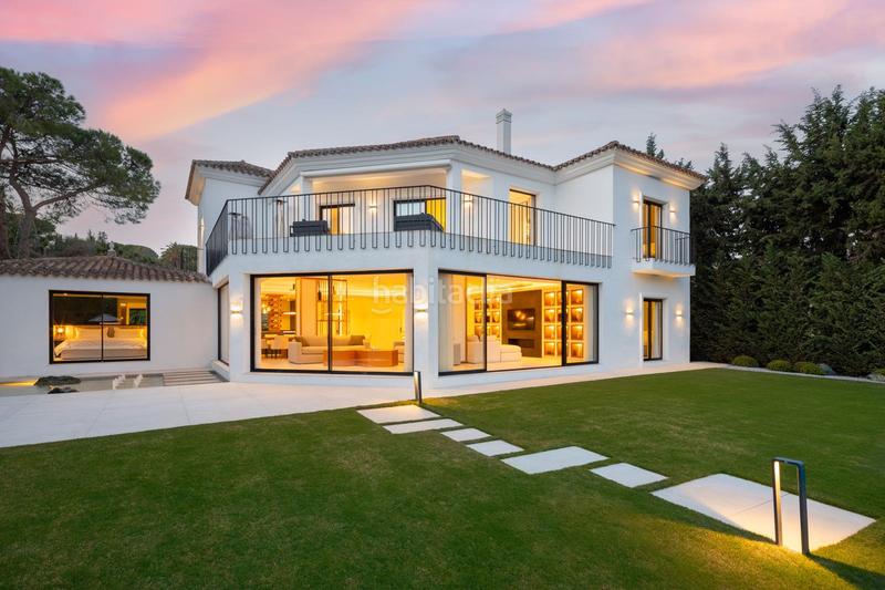 Foto 4dea84ed-8092-437f-9af6-610684bad025. Chalet avec parking dans Nueva Andalucía centro Marbella