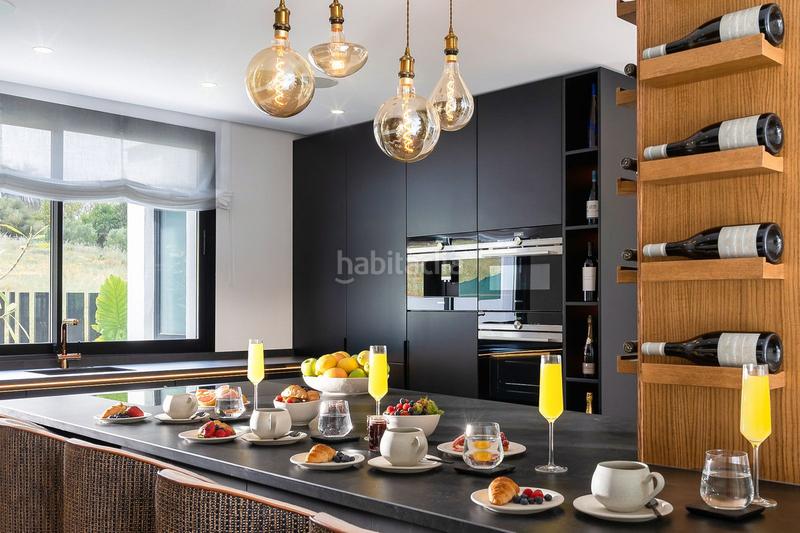 Foto 8c887944-2895-4b9b-aa94-34733618f6ac. Chalet avec parking dans Nueva Andalucía centro Marbella