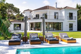 Chalet in Nueva Andalucía centro